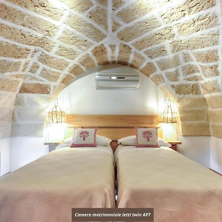 Castriota19 - Jacuzzi Room & Apartment Sit Lecce Bagian luar foto