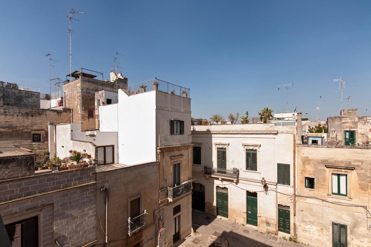 Castriota19 - Jacuzzi Room & Apartment Sit Lecce Bagian luar foto