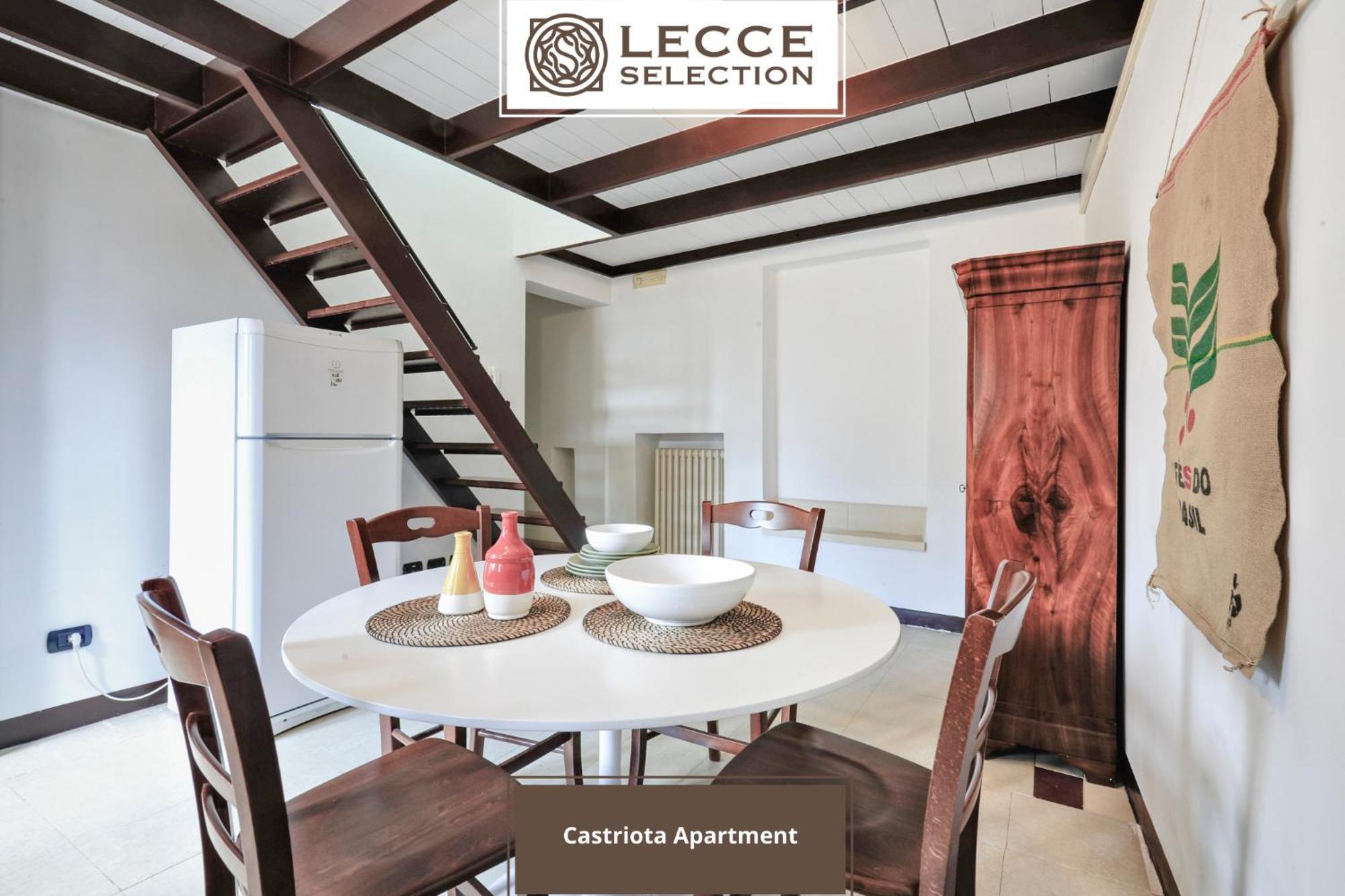 Castriota19 - Jacuzzi Room & Apartment Sit Lecce Bagian luar foto